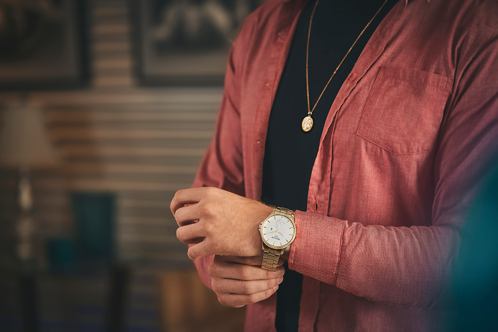 Será que o seu relógio combina com sua roupa? Descubra!