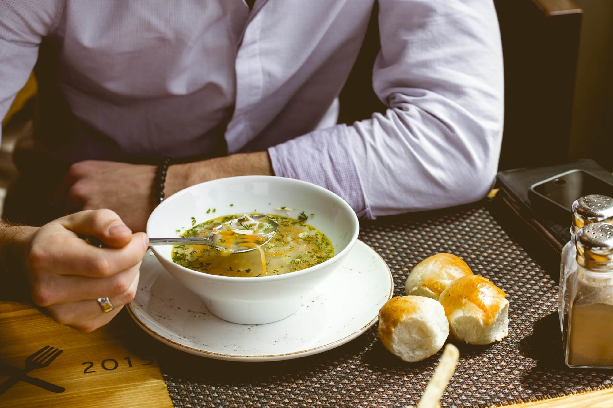 7 sopas saudáveis para esquentar o inverno