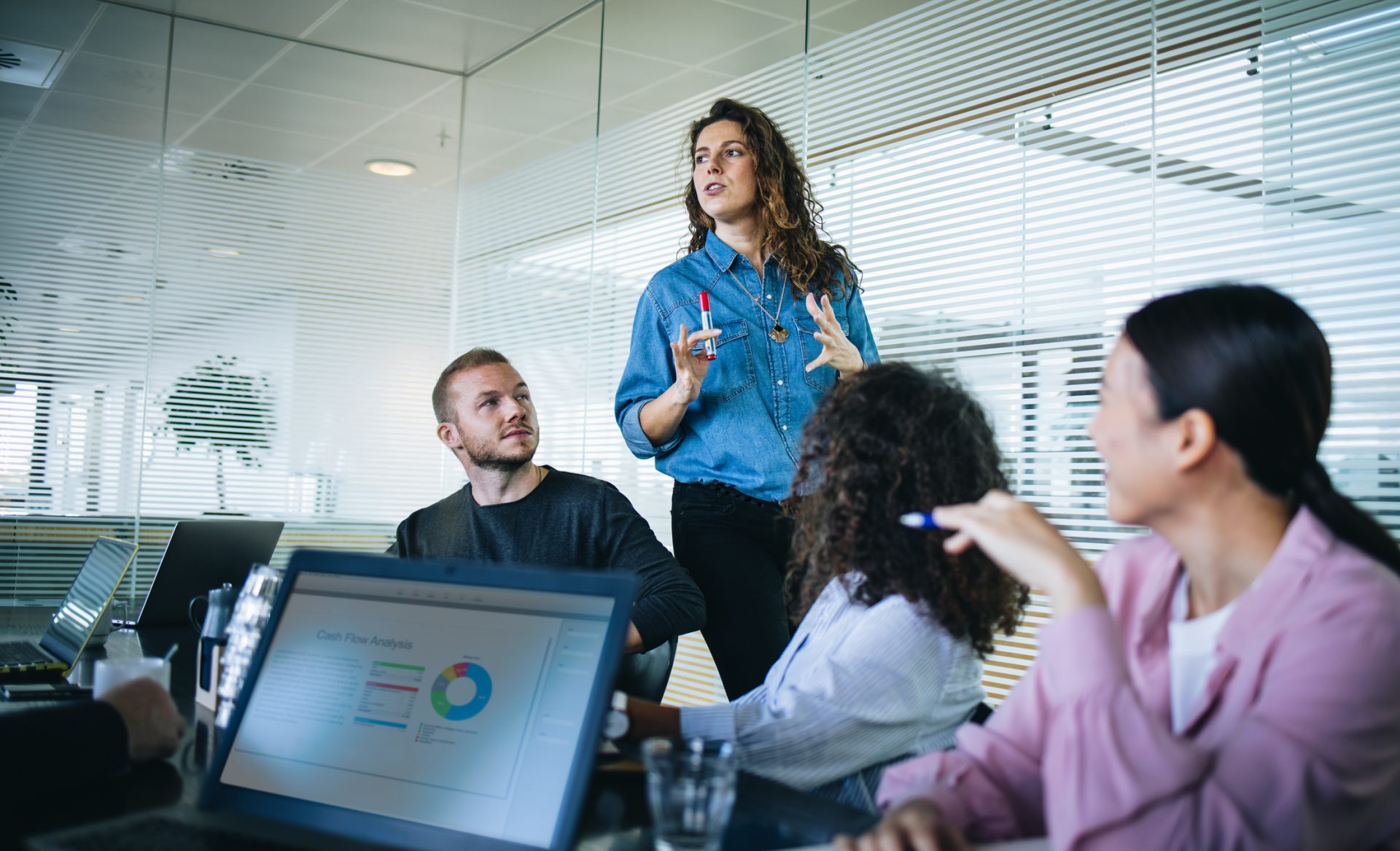 A Importância da Liderança Feminina e a Transformação Corporativa, FGV