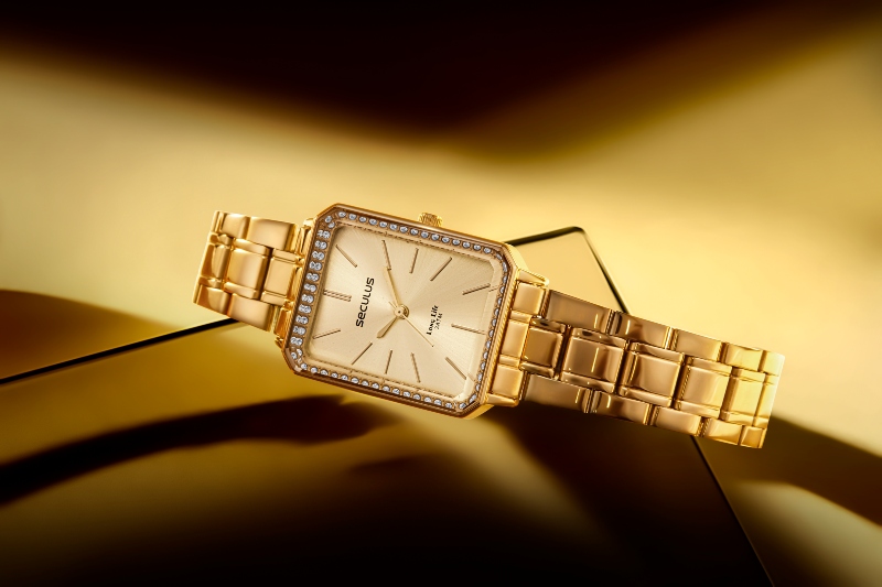 Relógio Feminino Aço Quadrado Dourado