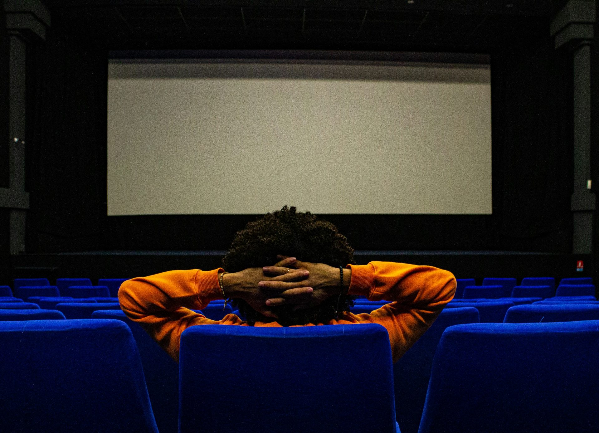 mariusgireVuN3x0cKC4Iunsplash - Cinema em casa: transforme sua sala em um cineplex de luxo